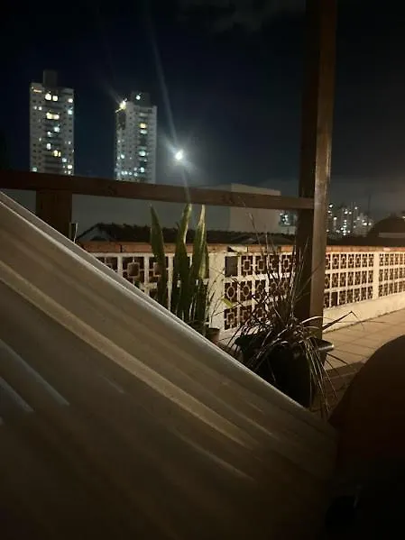 8 Quarto Cama Queen E Smarttv Netflix Itajaí
